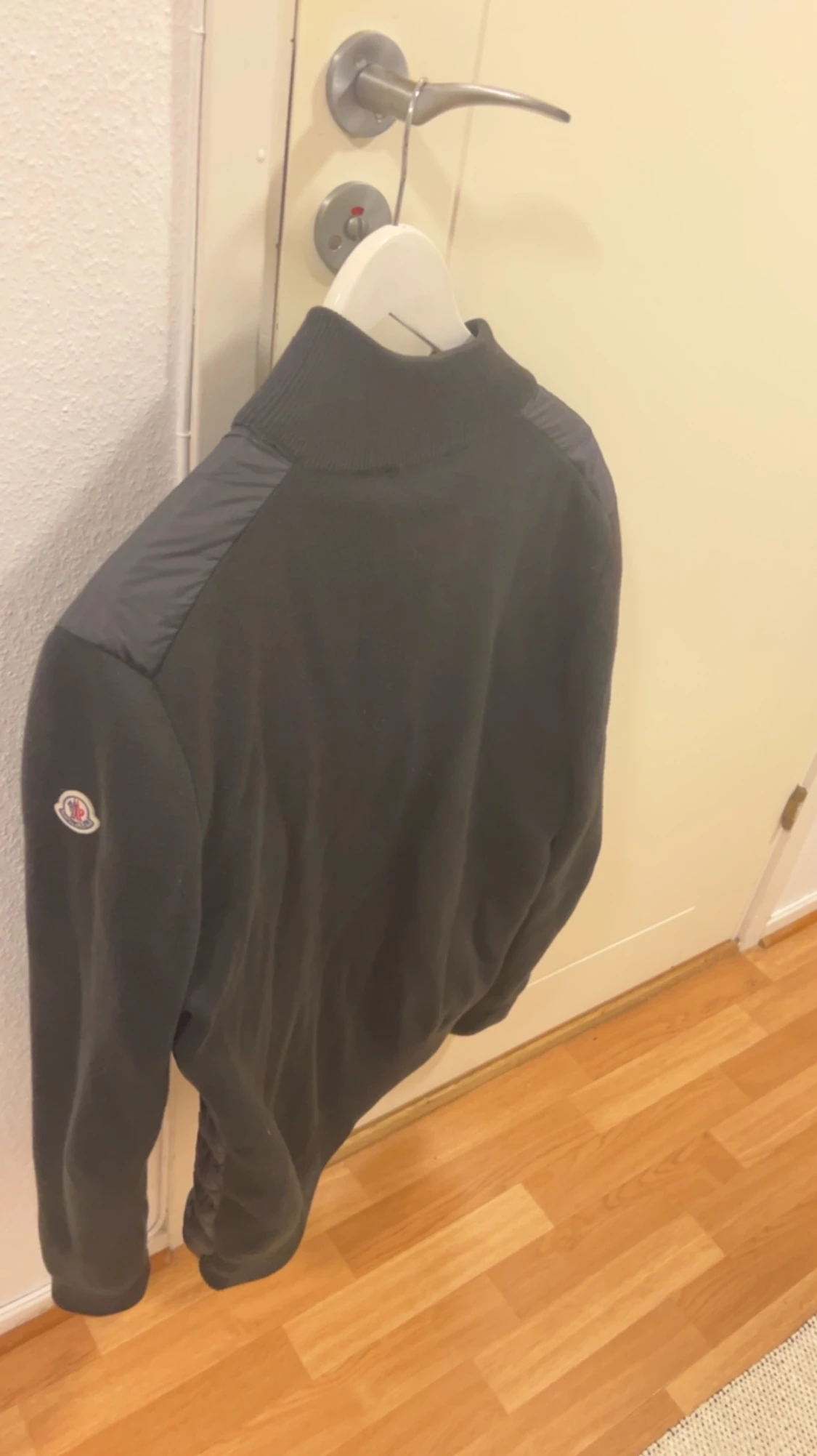 Moncler Cardigan - 90