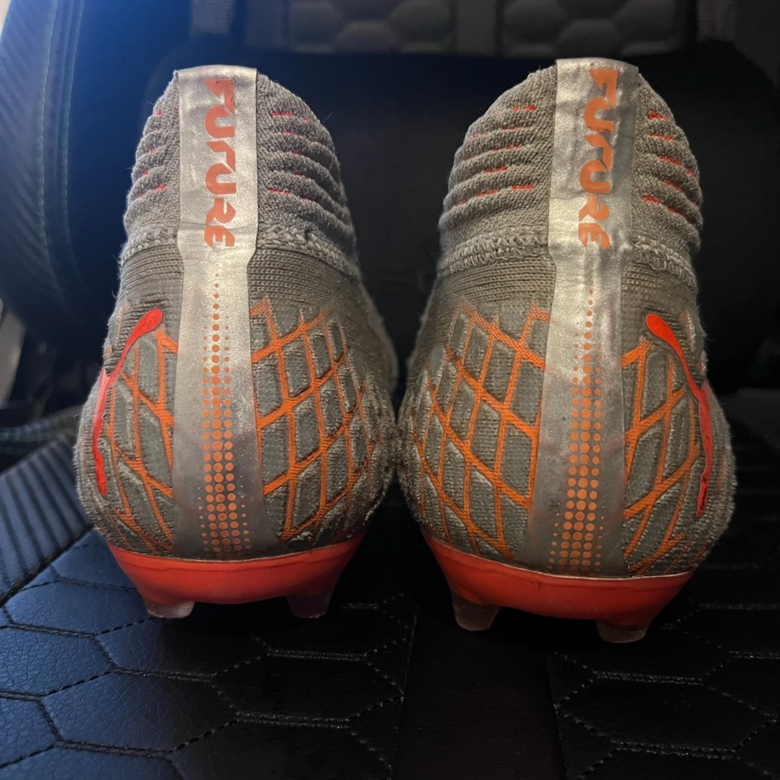 Puma fotbollskor  - 90