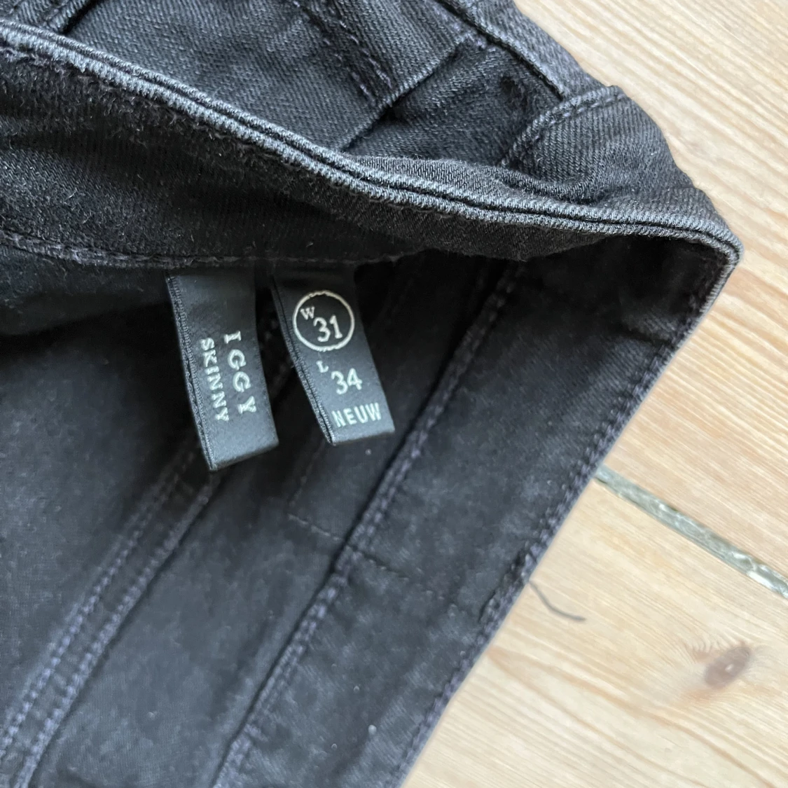 Neuw 31/34, svarta, Iggy Skinny - 91