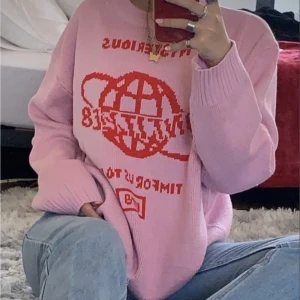 Sweatshirt från cider - Fin tröja från cider😻 inga defekter, säljer för att den inte kommer till användning, det är bara att trycka på köp nu!