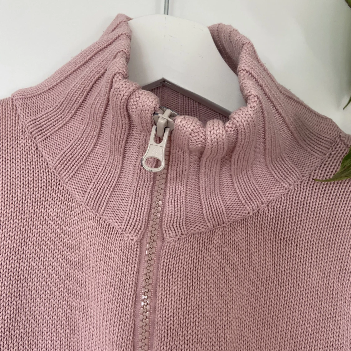 Rosa ribbad kofta - 91