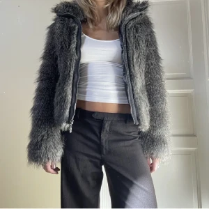 jacka  - as cool jacka 💕 den e i M men skulle säga att den passar S bättre 👊👊