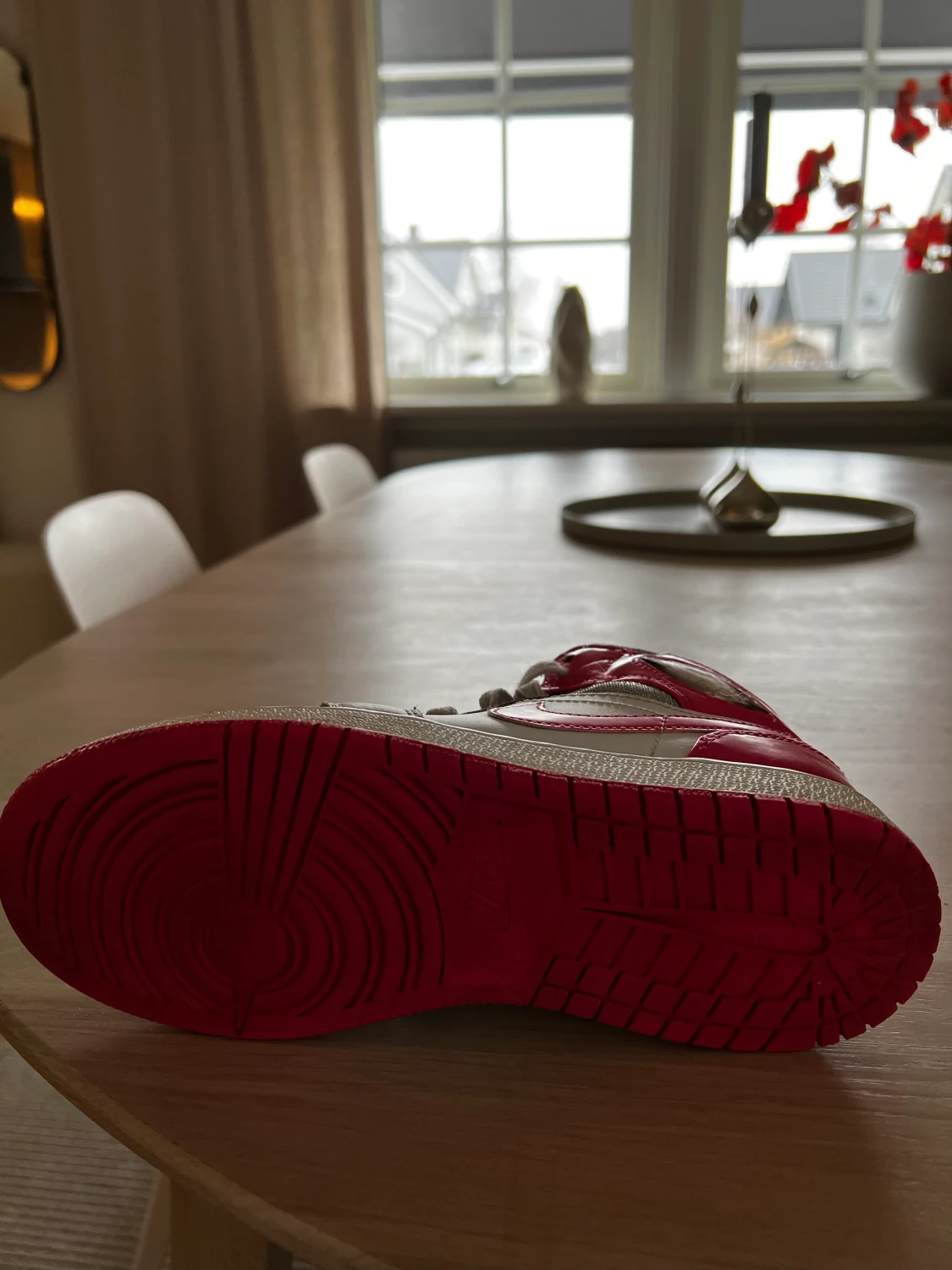 Air Jordan 1 mid GS-metallic platinum-dynamic pink  - 90