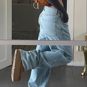Lowwaist jeans - Säljer dessa ursnygga jeansen från dr denim som numera är slutsålda i denna storlek. Helt oanvända med prislappar kvar!❤️ (nypris 800)