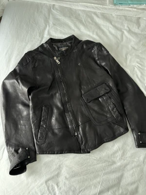 CHEVIGNON SKINNJACKA - Skick: 8/10 Storlek: L