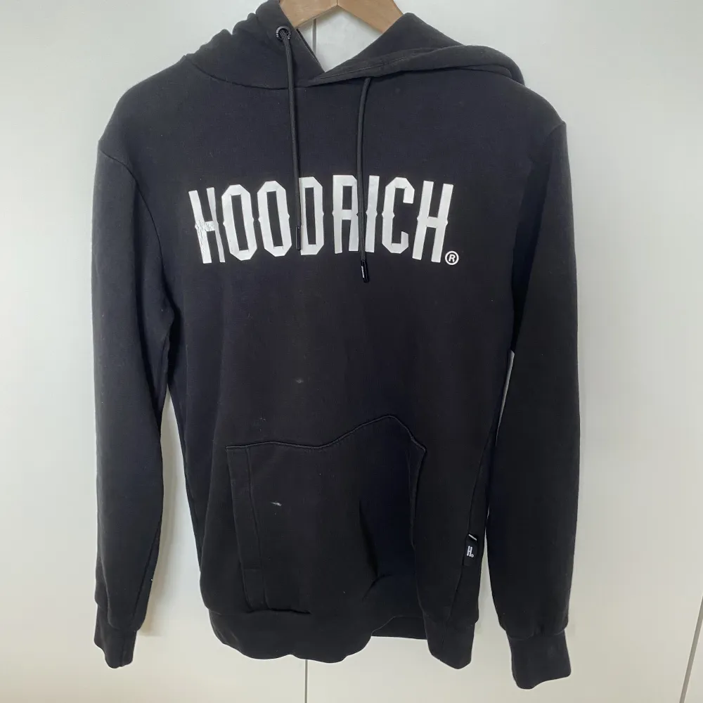 Hoodrich hoodie i bra skick!😍strlk Xs Passar S . Hoodies.