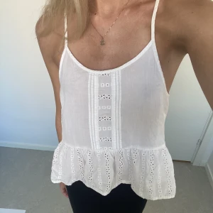 Vitt spets linne - Söt vit spetstopp🌟🌸