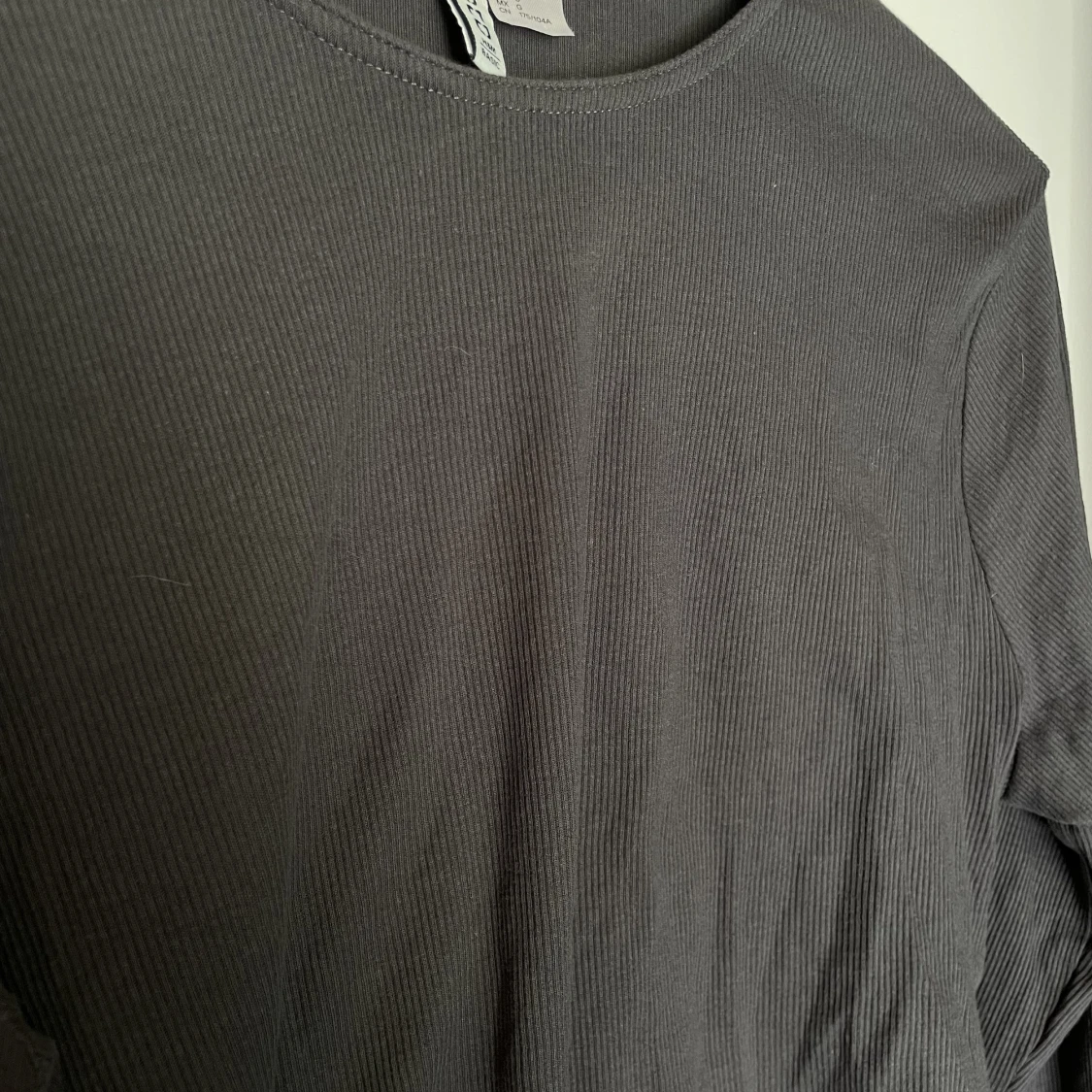 Ribbad långärmad tröja - 90