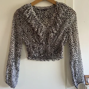 ❤️ - Fin tröja strl xs/S testad en gång 