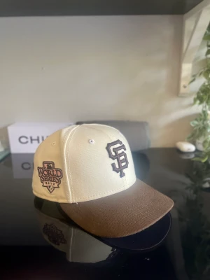 new era keps - strl 7 3/8, 58.7cm fint skick, knappt använd! 