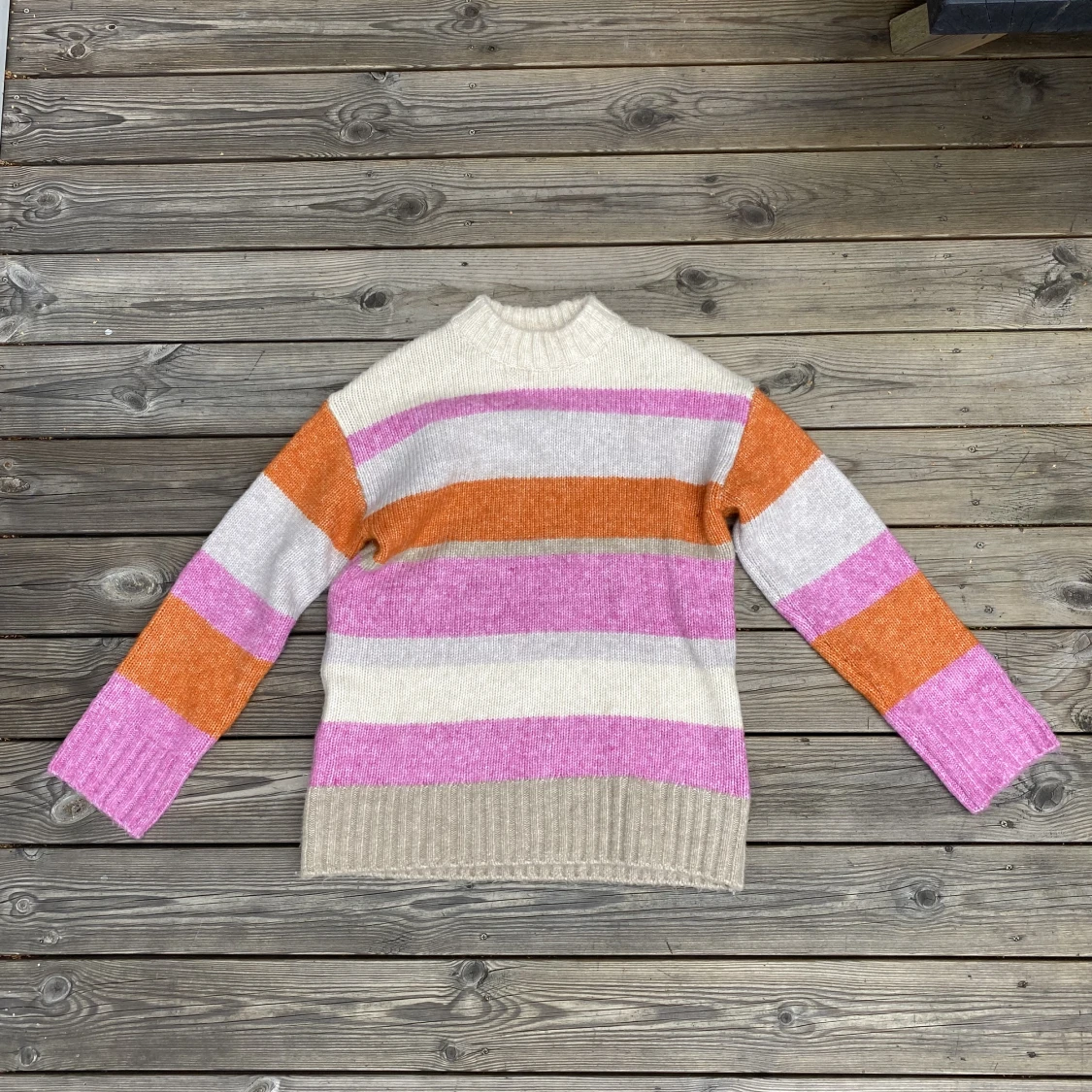 Randig stickad tröja  - 90