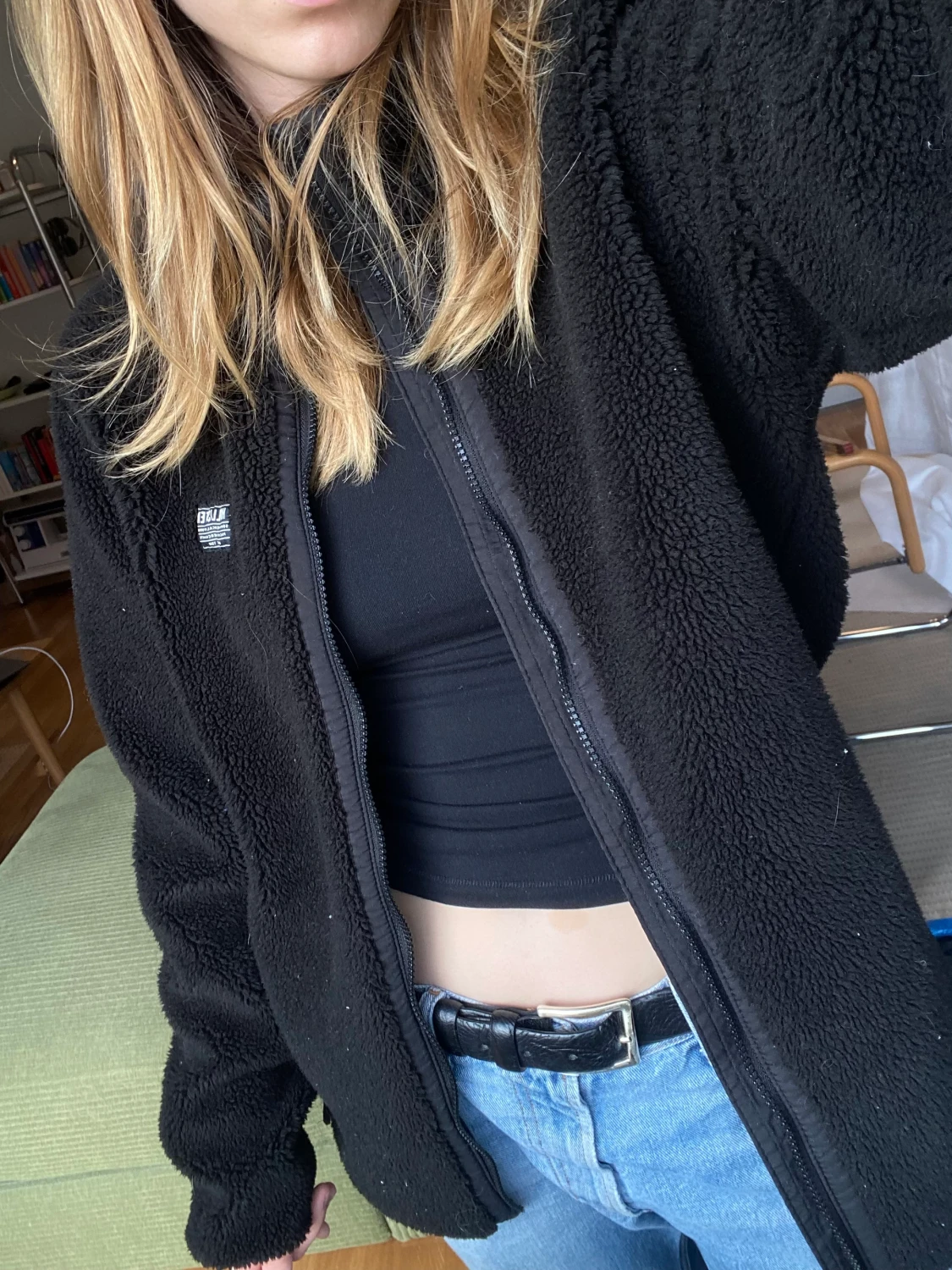 Sherpajacka, hollister