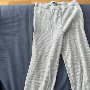 Tights - Min lilla syster har renast gaderoben