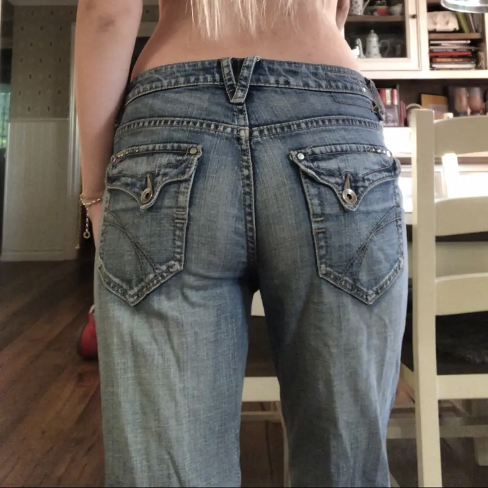Miss Rise jeans från Esprit. Jeans & Byxor.