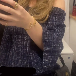 Zara topp - Super fin topp från zara. Perfekt till fest🥰