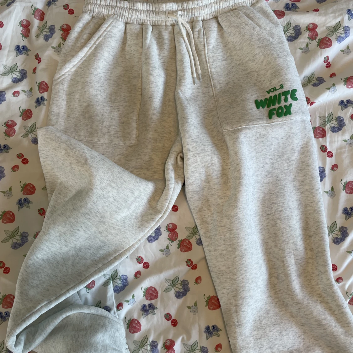 White fox mjukisbyxor - 90