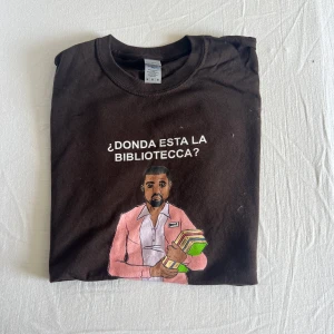 Kanye West Tshirt - Köpt secondhand, vet ej märke