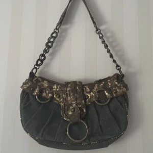 Vintage denim väska  - Köpt från vinted, perfect skick 