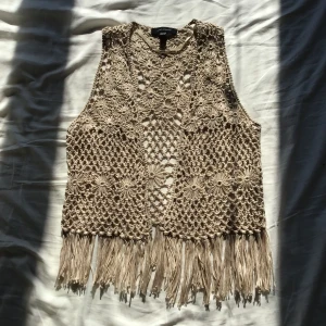 Phoebe Buffay kofta - Superfint och unik kofta i toppskick, känns som något Phoebe Buffay hade haft på sig💗