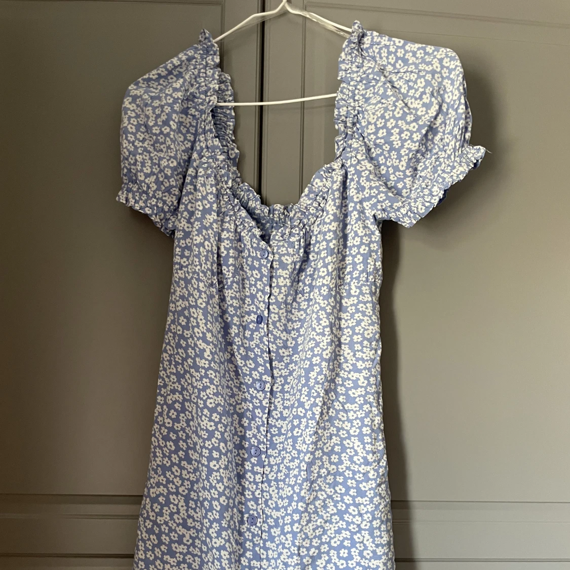 KLÄNNING FRÅN NELLY - 91