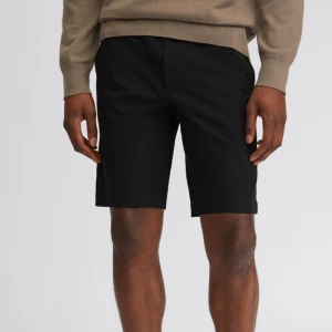 Filippa K shorts - Filippa K Terry Cotton Shorts.  Tillverkade i 100% bomull, nypris: 1200 kr.   Endast testade. Storlek är 48 / Medium (man) fungerar såklart som unisex.   Resår och snörning i midjan.