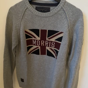 Morris, Tröja, Strl S - Stickad tröja från Morris. Fint skick.