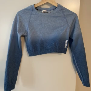 Gymshark topp - Superfin träningströja från Gymshark. Knappt använd