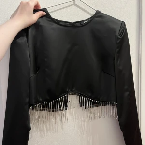 Topp - Använd enbart en gång, mycket fint skick!