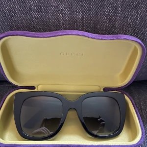 Gucci Solglasögonen 💕 - Jätte fina Gucci solglasögon 💕 använt skick🕶 EJ KVITTO äkta 💯% ✨