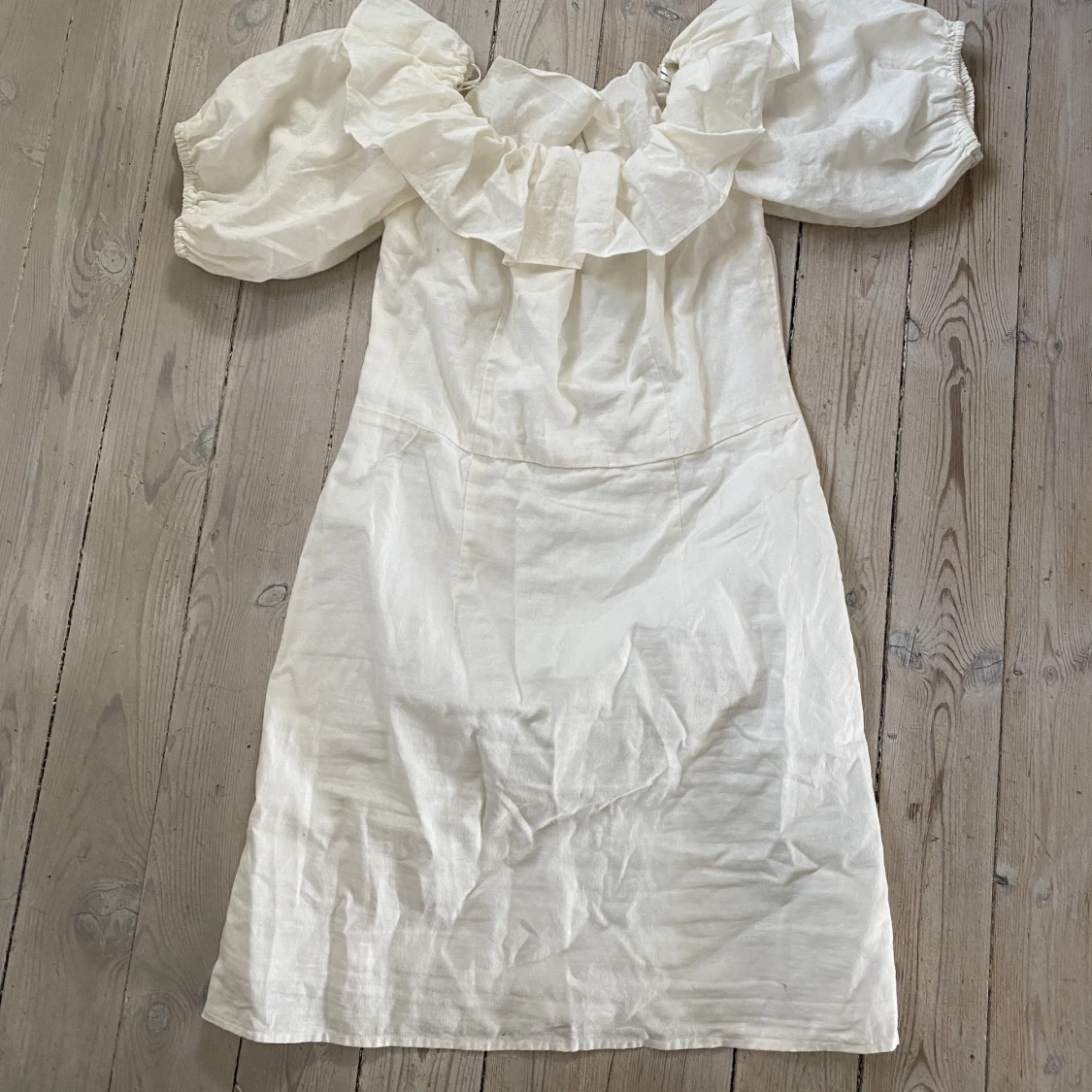 Linneklänning off-shoulder - 91