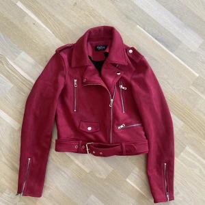 Jacka - Använd några få gånger. Storlek M