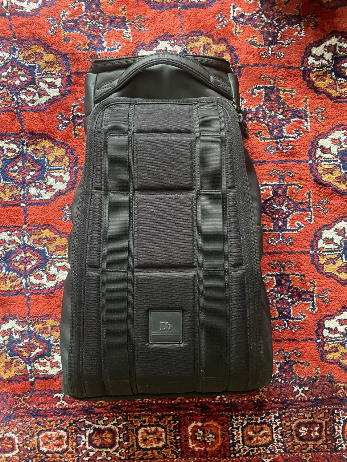 Douchebag Hugger 20L
