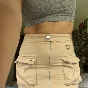 Beige kjol - I fint skick 🩷 