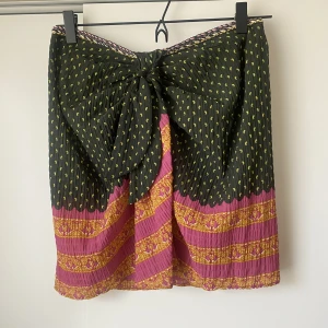 Strandkjol Zara - Kjol från Zara storlek M