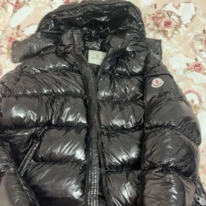 Moncler maya - Helt ny