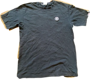 aape by bathing ape - aape tröja storlek M