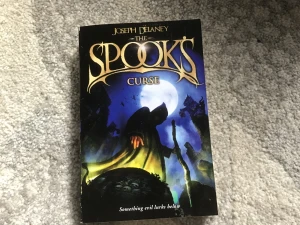 bok Spooks  - Bok 2 i serien spooks.