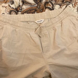 Shorts - Säljer mina shorts för jag gillar inte färgen