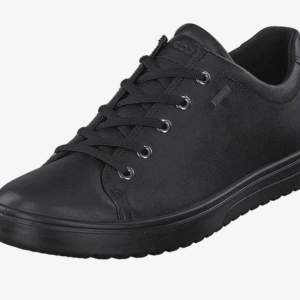 Ecco Fara Black, äkta skinn och goretex.  Använda någon enstaka gång men passade inte. Som nya!  Nypris 1299kr