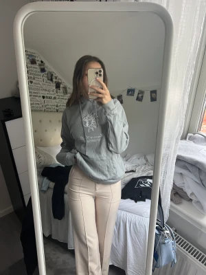 hoodie - jättefin hoodie från madlady i stlk S, använd 1 gång!💓