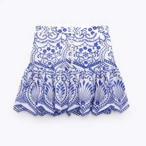 Fin kjol från zara som aldrig använts. Storlek s💗köpt för 400kr