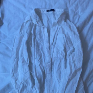 Linne skjorta  - SHEIN, storlek S