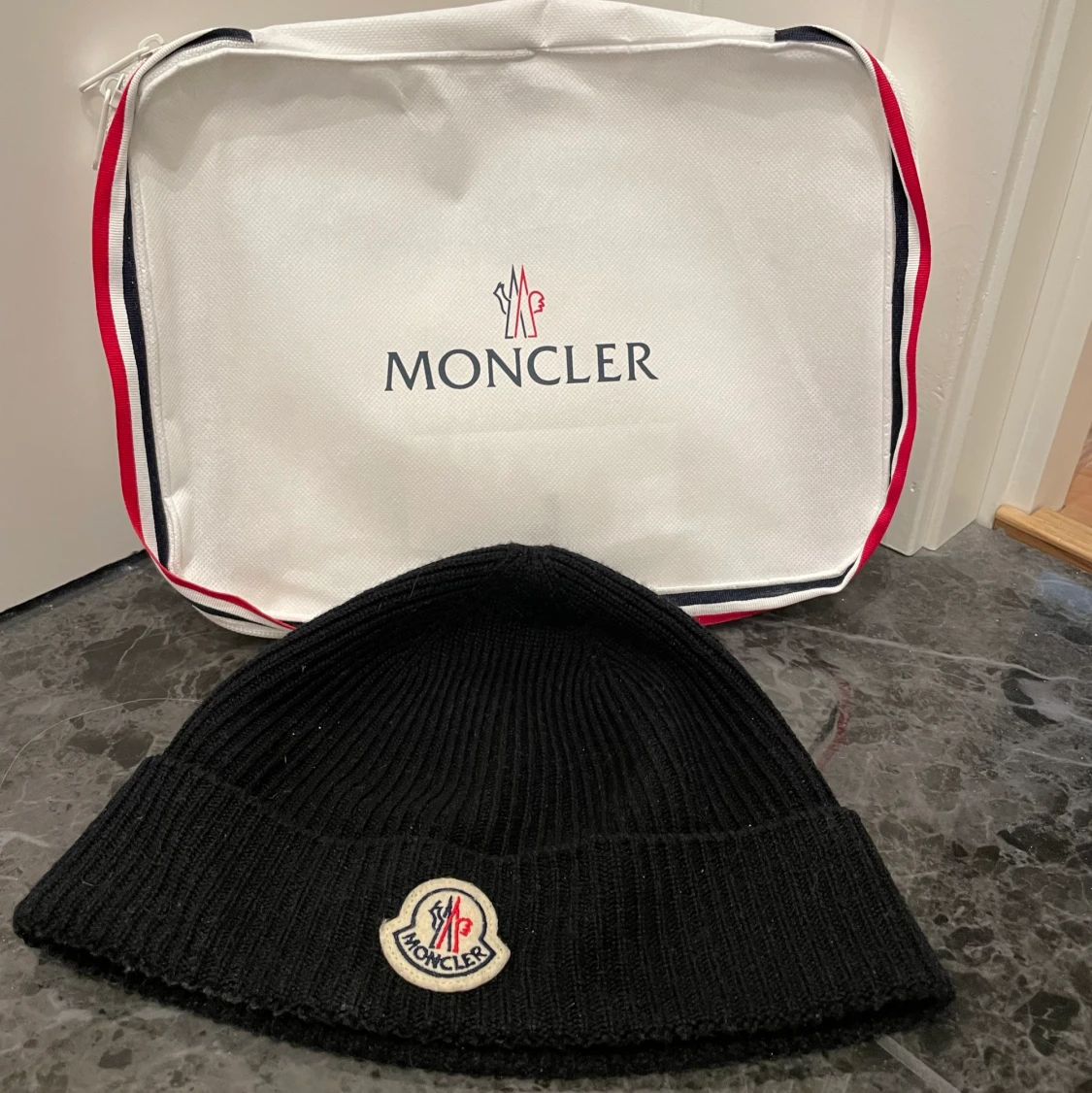 Moncler Mössa
