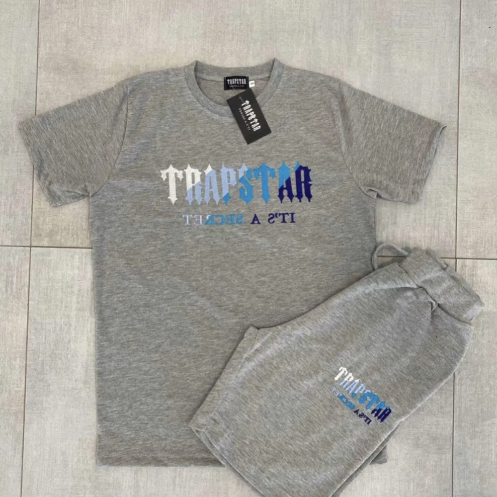 Grey Trapstar TrackSuit. T-shirts.