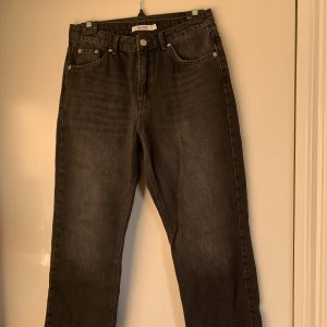 Jeans från nakd - Helt oanvände svarta jeans från nakd 