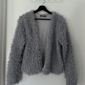 Kofta/jacka - Jacka/kofta från Gina tricot grå/blå