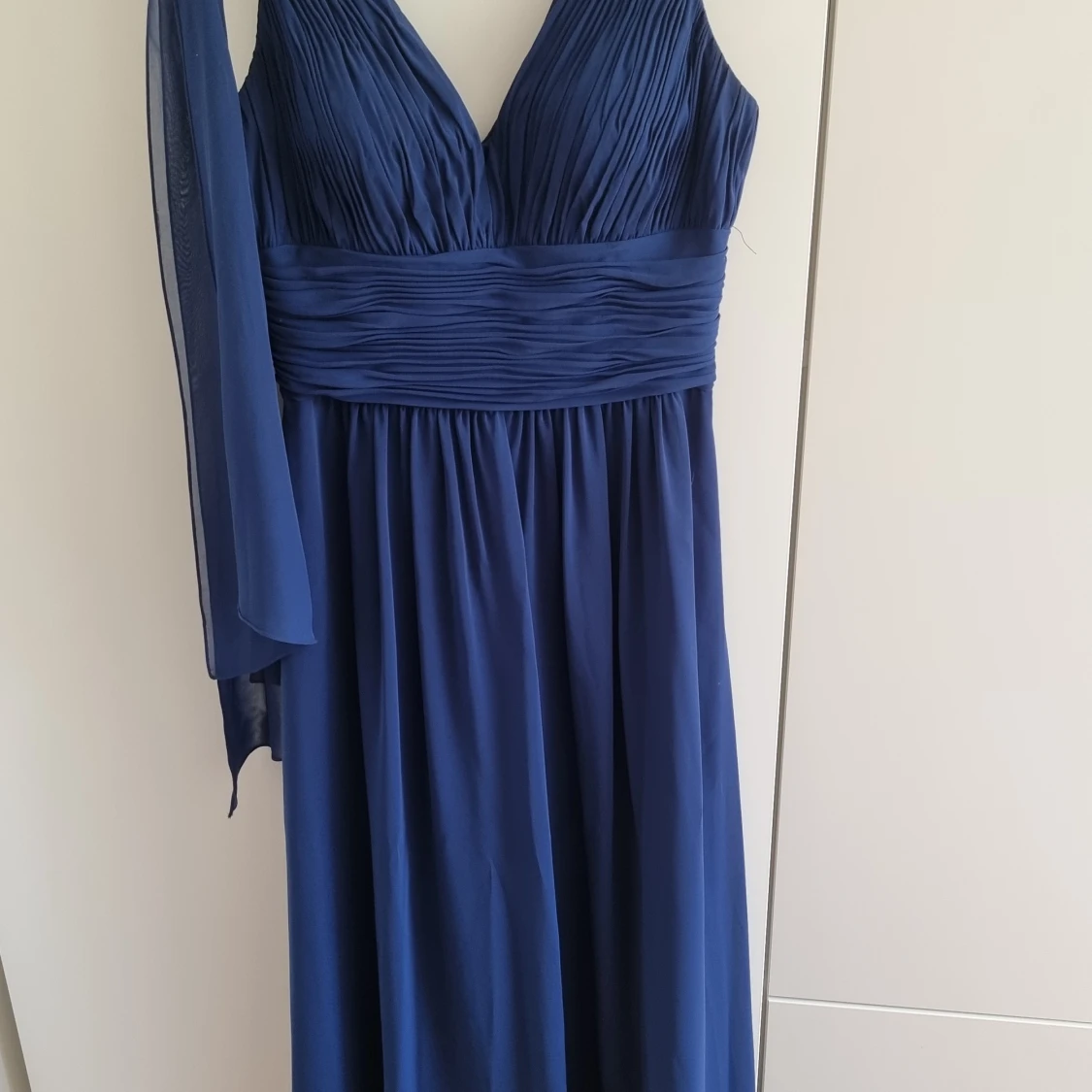 Välsydd långklänning