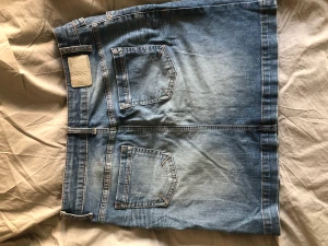 Jeans kjol  - Snygg och bekväm jeanskjol 