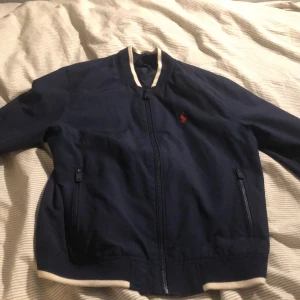 Polo jacka - Säljer en jacka från Ralph lauren 