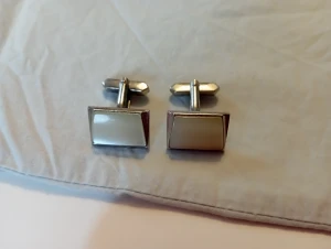 Retro Manschett knappar  - Fina retro knappar men pärlemor färgad sten i . I väldigt bra skick